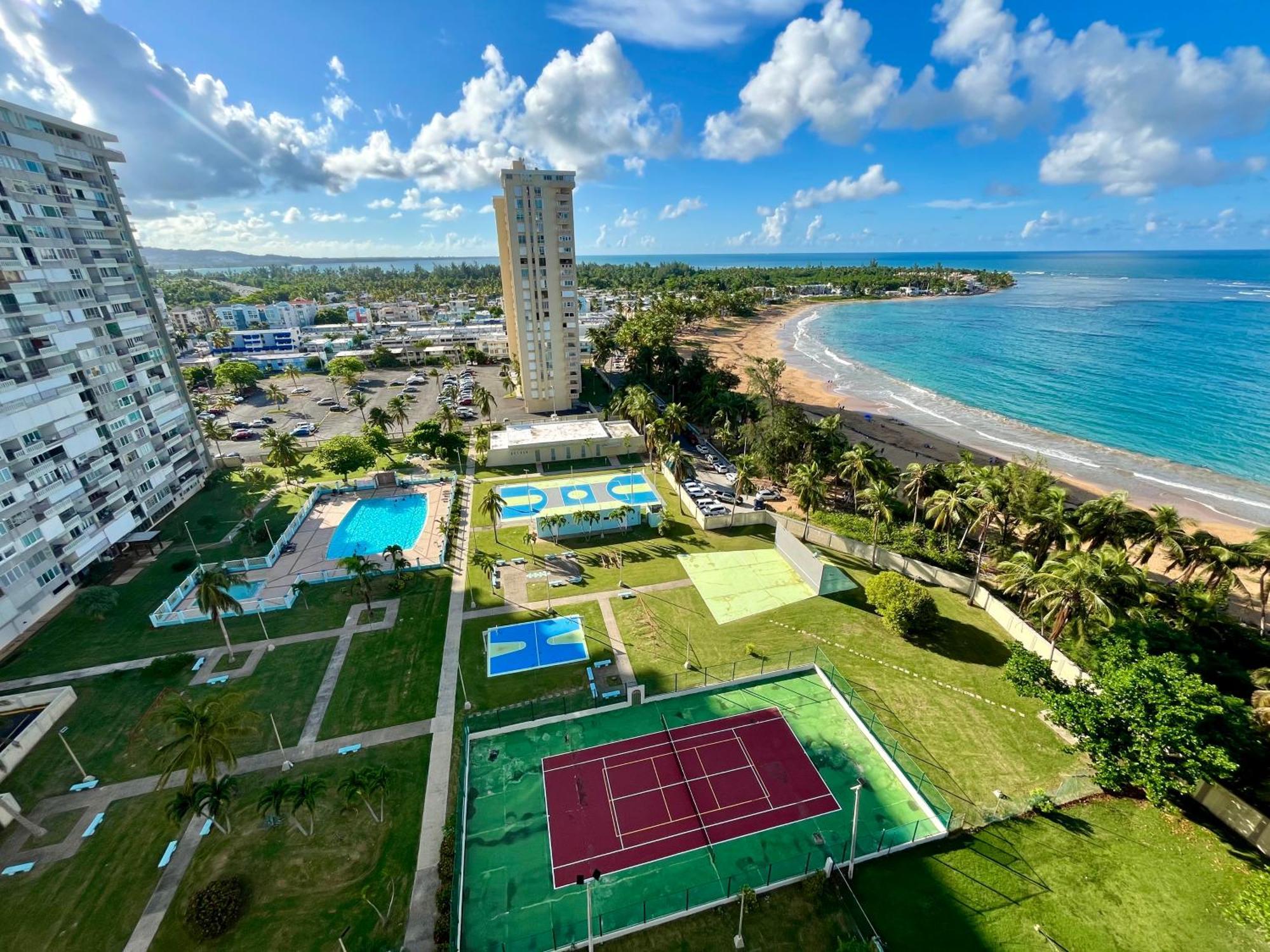 Beachfront Condo At Costa Azul 卢基约 外观 照片