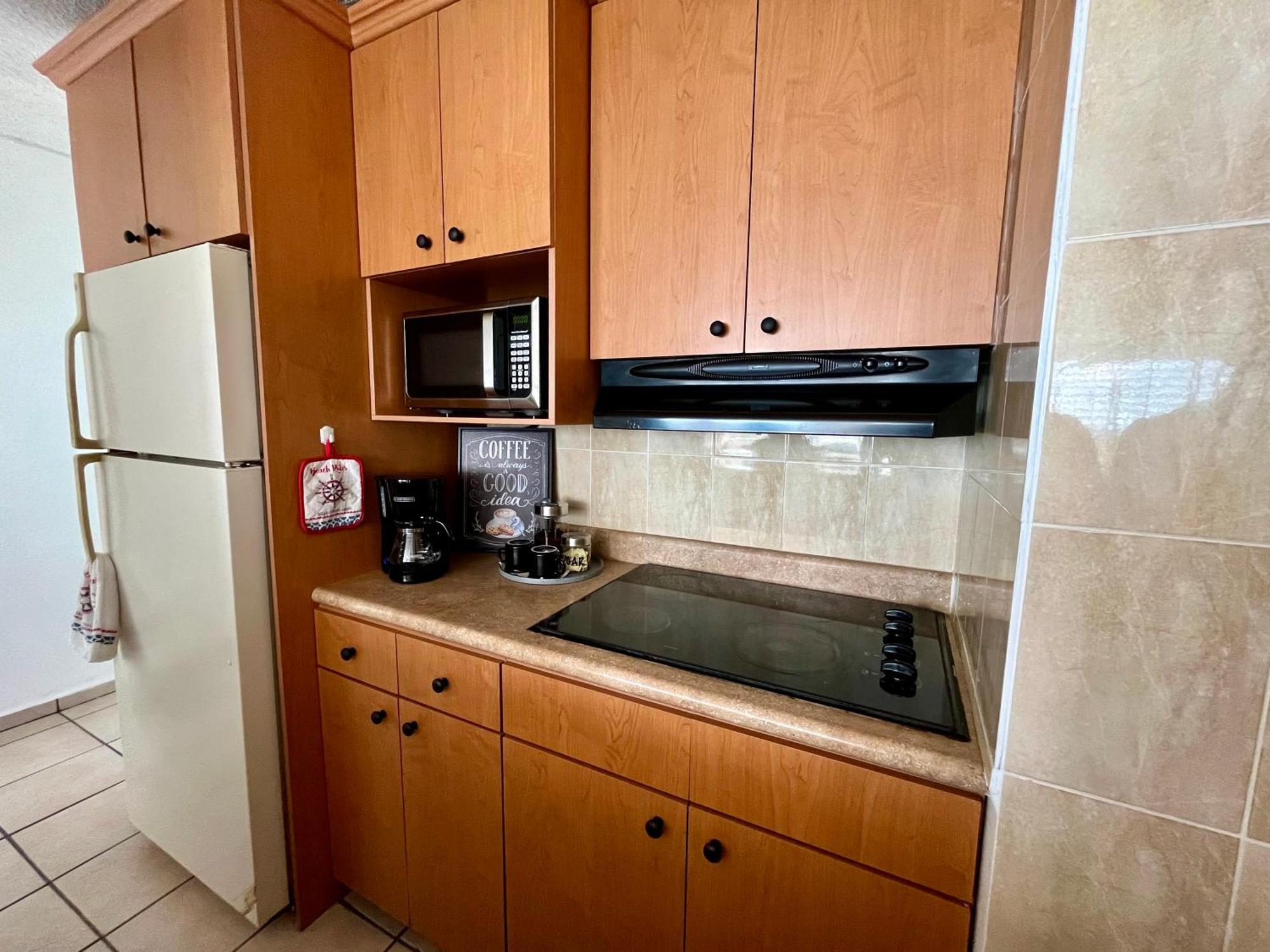 Beachfront Condo At Costa Azul 卢基约 外观 照片