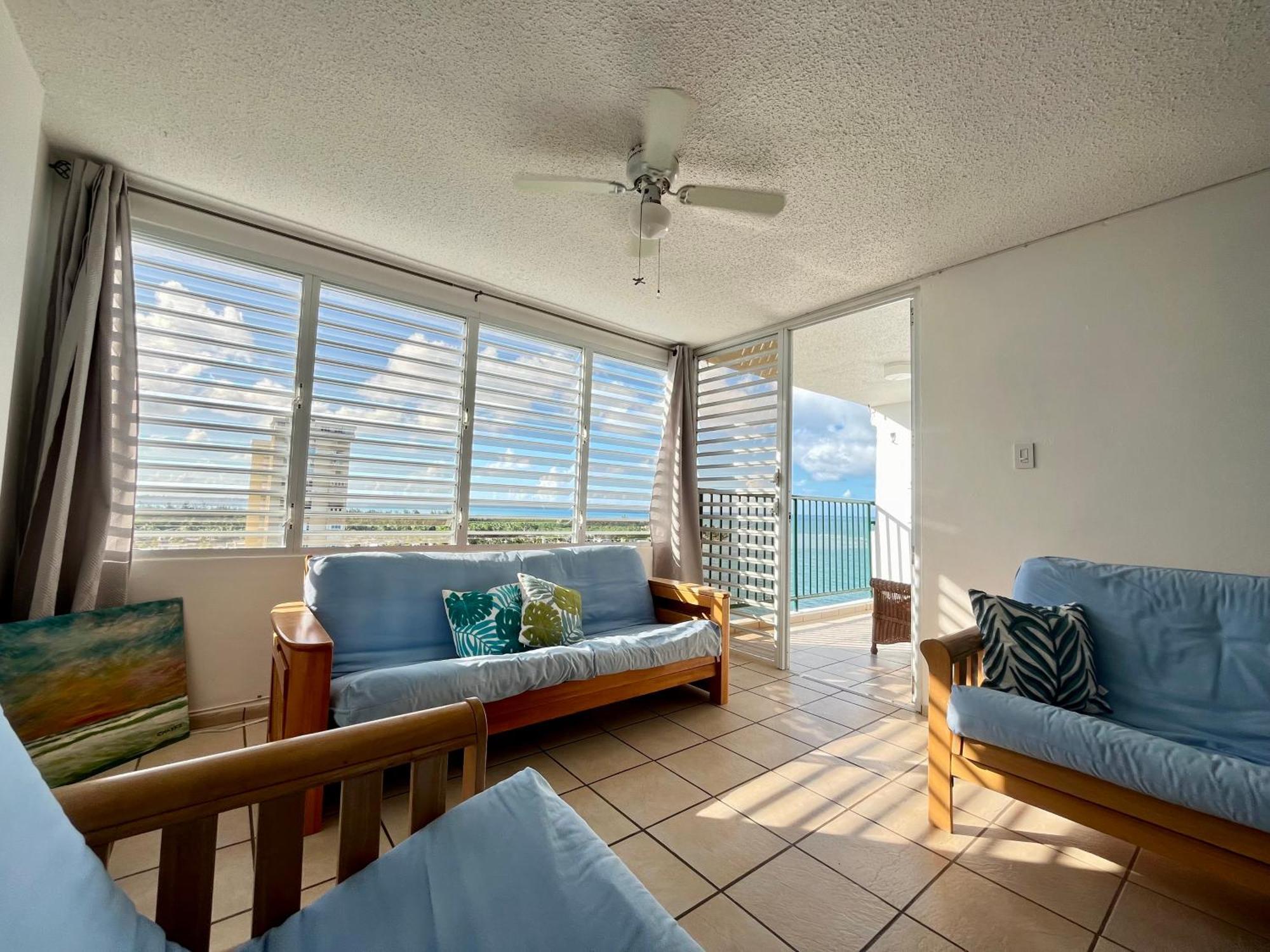 Beachfront Condo At Costa Azul 卢基约 外观 照片
